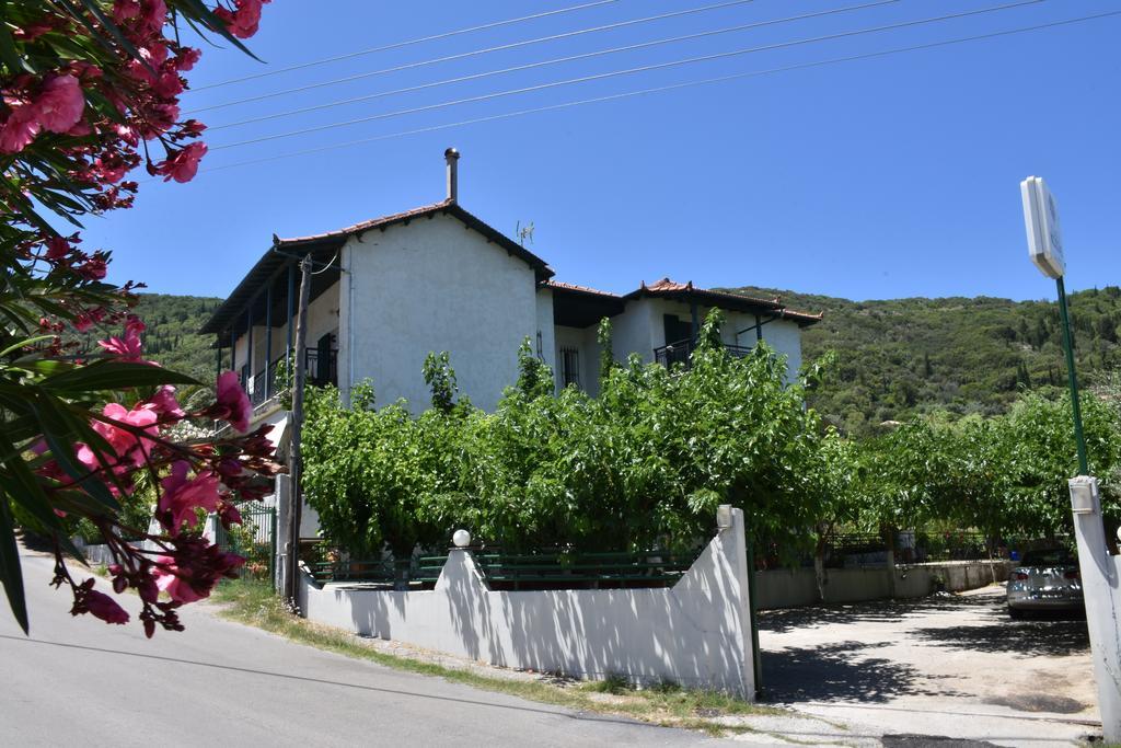 Studio Kostas Ξενοδοχείο Ασπρογερακάτα Εξωτερικό φωτογραφία